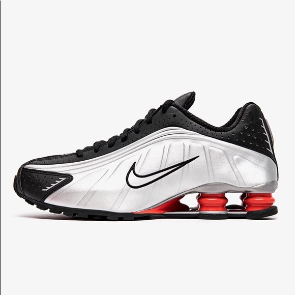 Nike Shox R4 - Picture 2 of 6